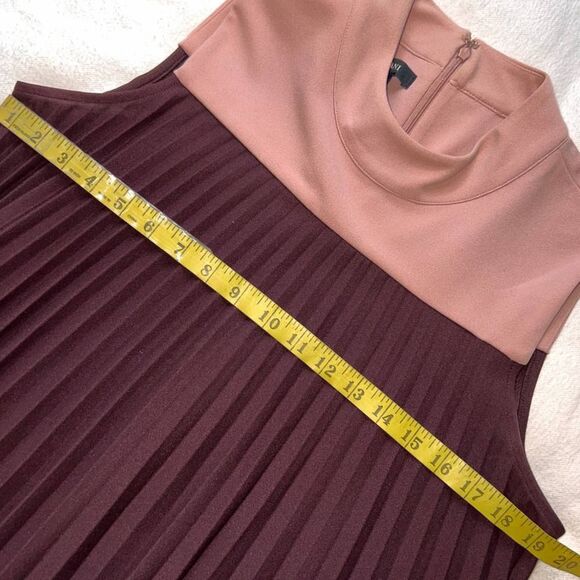 Alfani Color Blocked Blush/Purple/Pink Mock Neck Pleated Sleeveless Dress- 8 - Picture 9 of 13